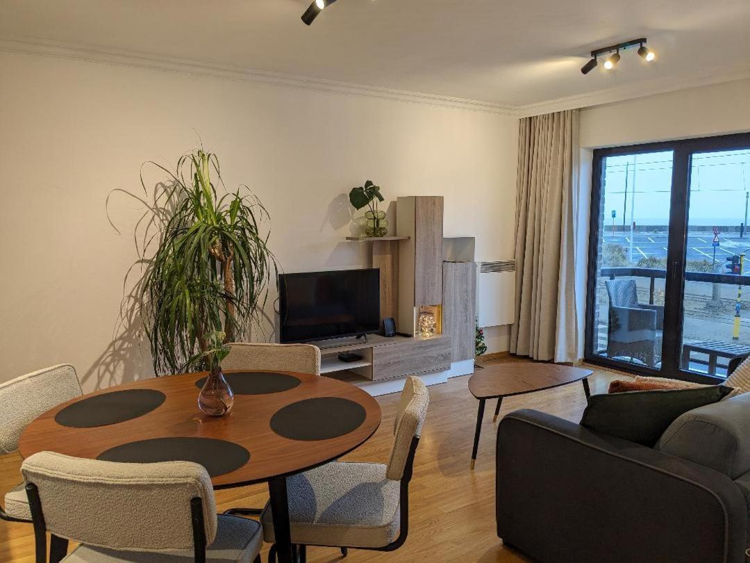 Vista Linda, Leuk Appartement Vlak Bij Zeedijk En Strand Ostend Exterior foto