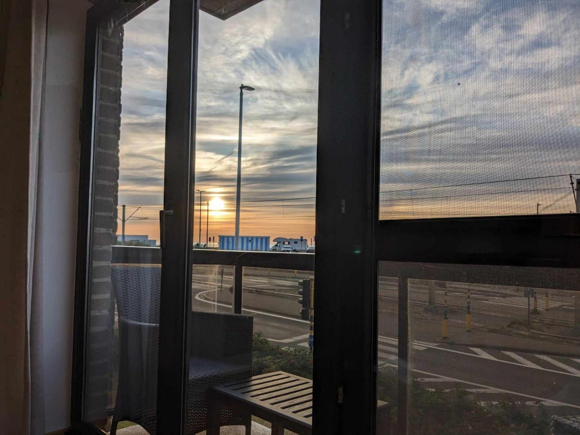 Vista Linda, Leuk Appartement Vlak Bij Zeedijk En Strand Ostend Exterior foto